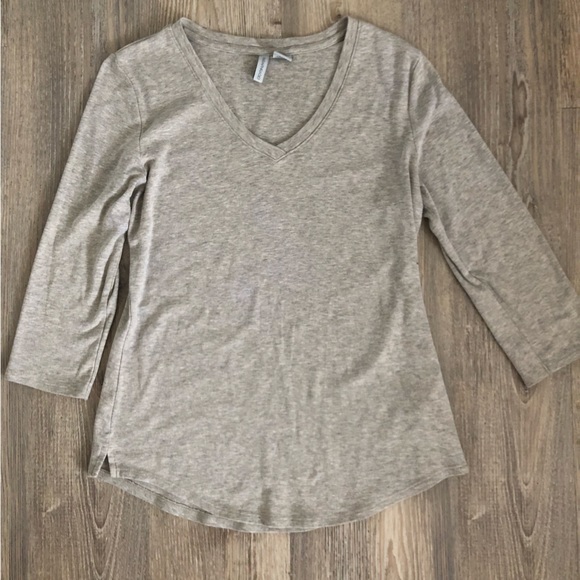 Beige 3/4 Sleeve V-Neck Tee - Picture 1 of 2